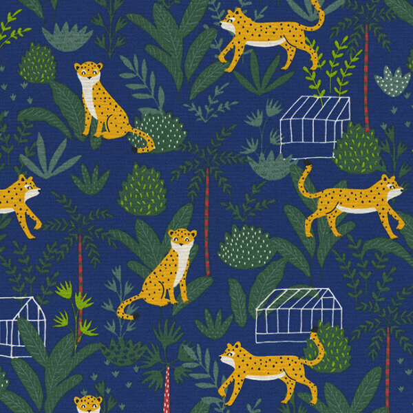 Blauw gordijn met een charmante cheetah-print, perfect voor het inrichten van een moderne babykamer of kinderslaapkamer met een flair van avontuur.